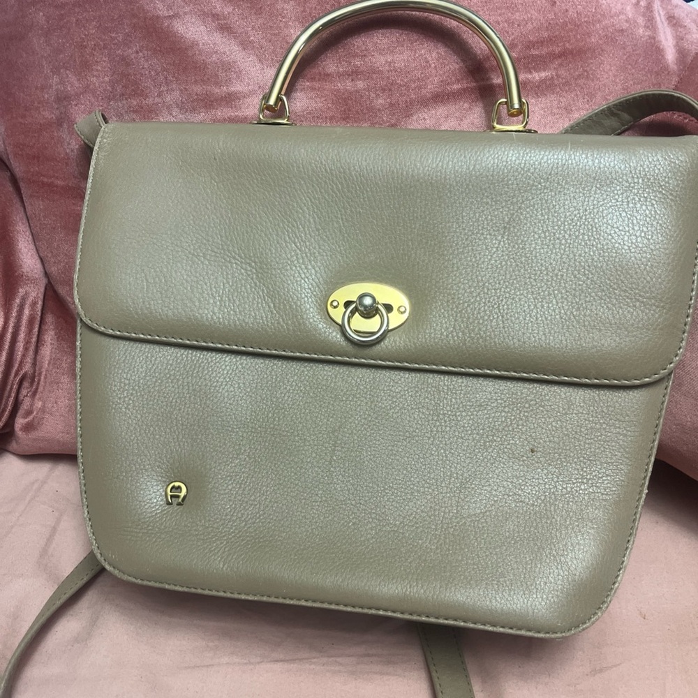 Etienne Aigner purse